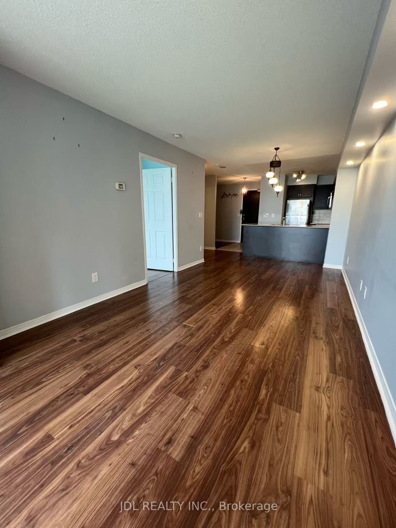 75 King William Cres Property Photo 12