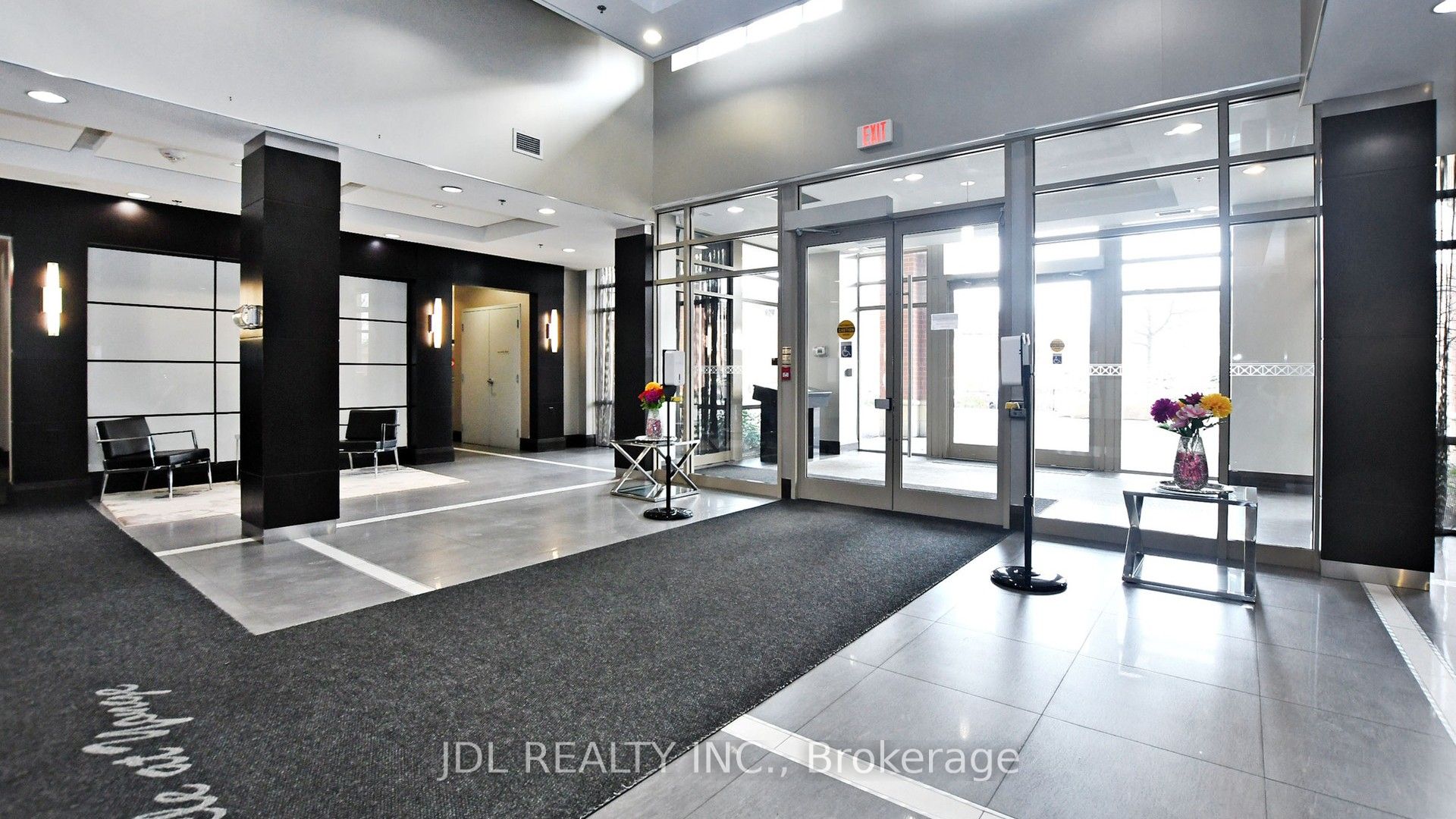 75 King William Cres Property Photo 18