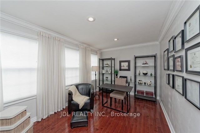 22 Hillholm Boulevard Property Photo 14