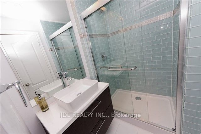 22 Hillholm Boulevard Property Photo 18