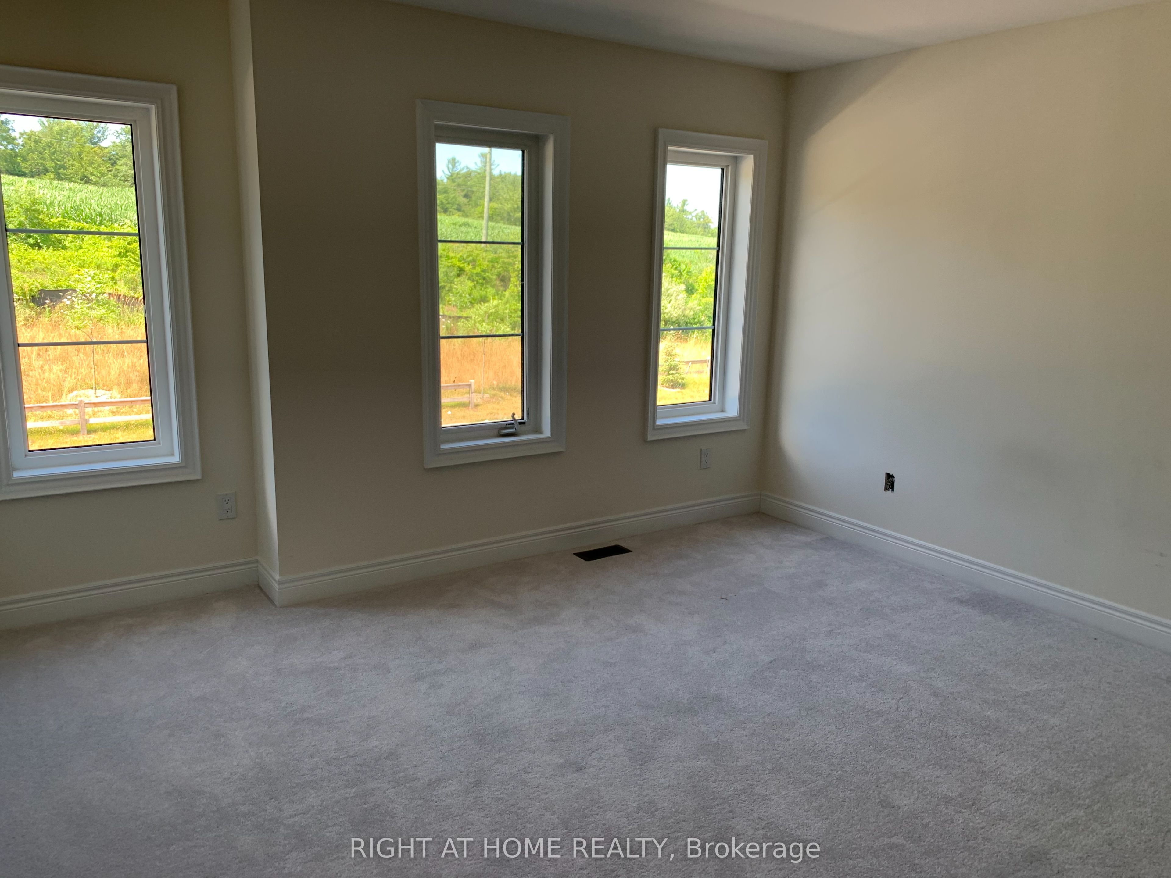 35 Prunella Cres Property Photo 10