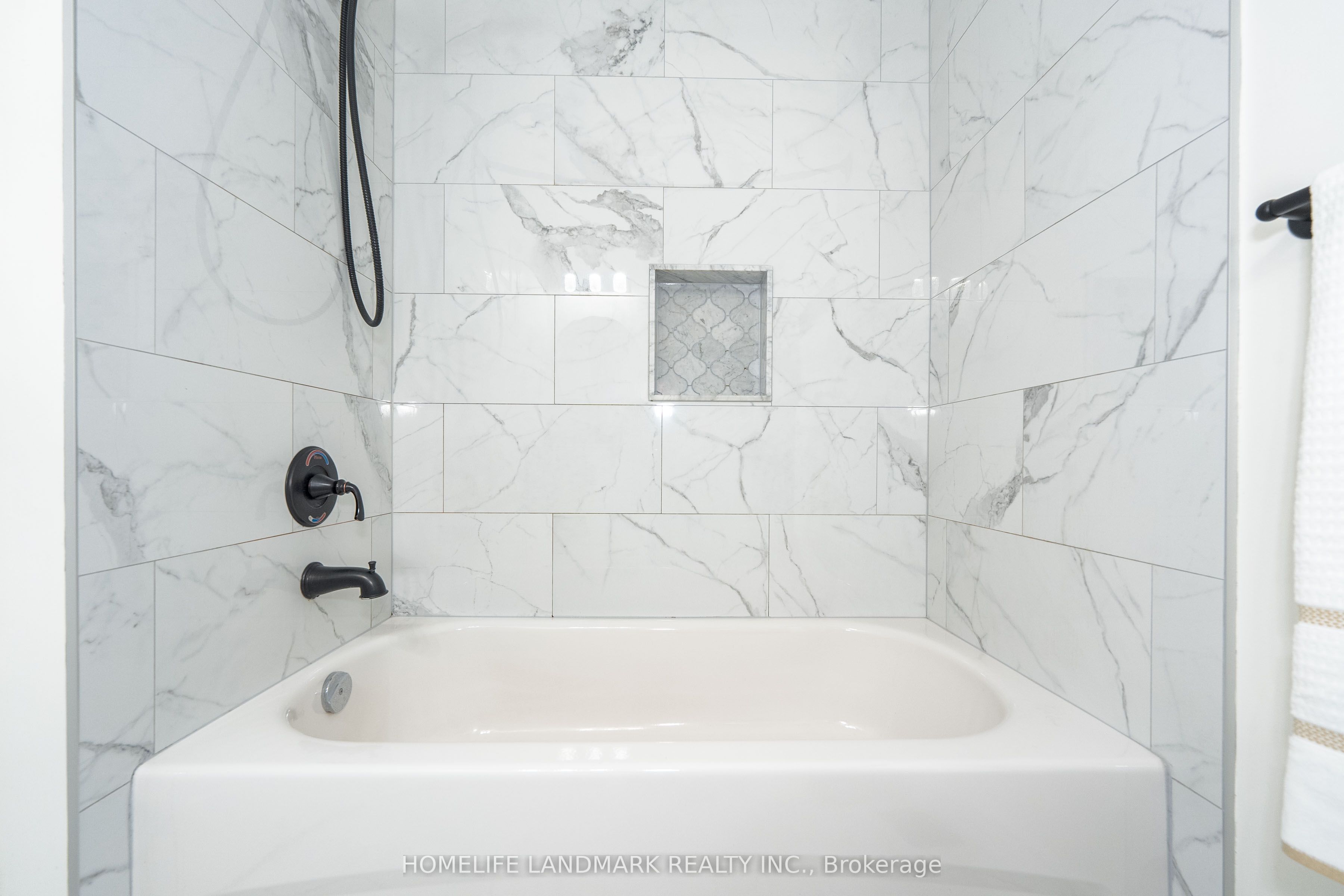 139 Dougherty Crescent Property Photo 20