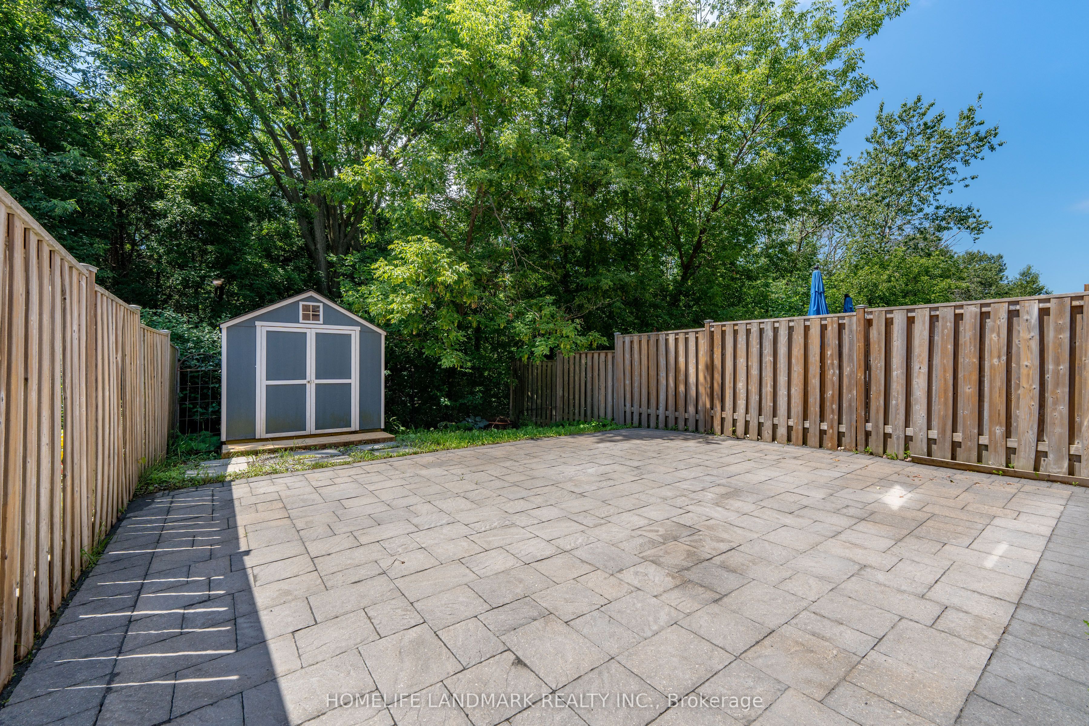 139 Dougherty Cres Property Photo 37