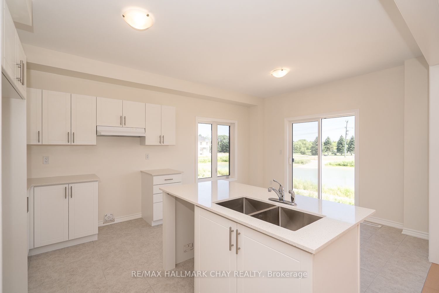 21 Fenn Crescent Property Photo 6