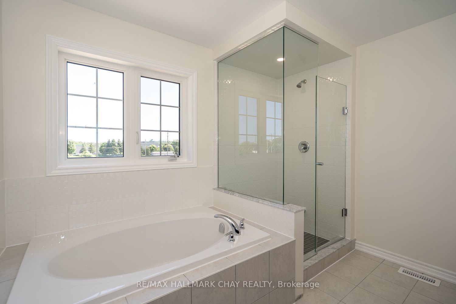21 Fenn Crescent Property Photo 15