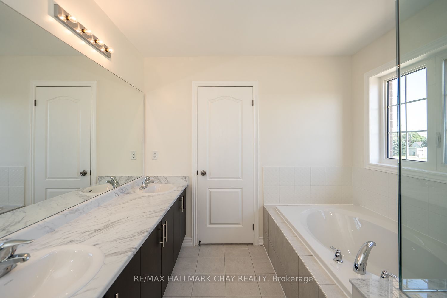 21 Fenn Crescent Property Photo 16