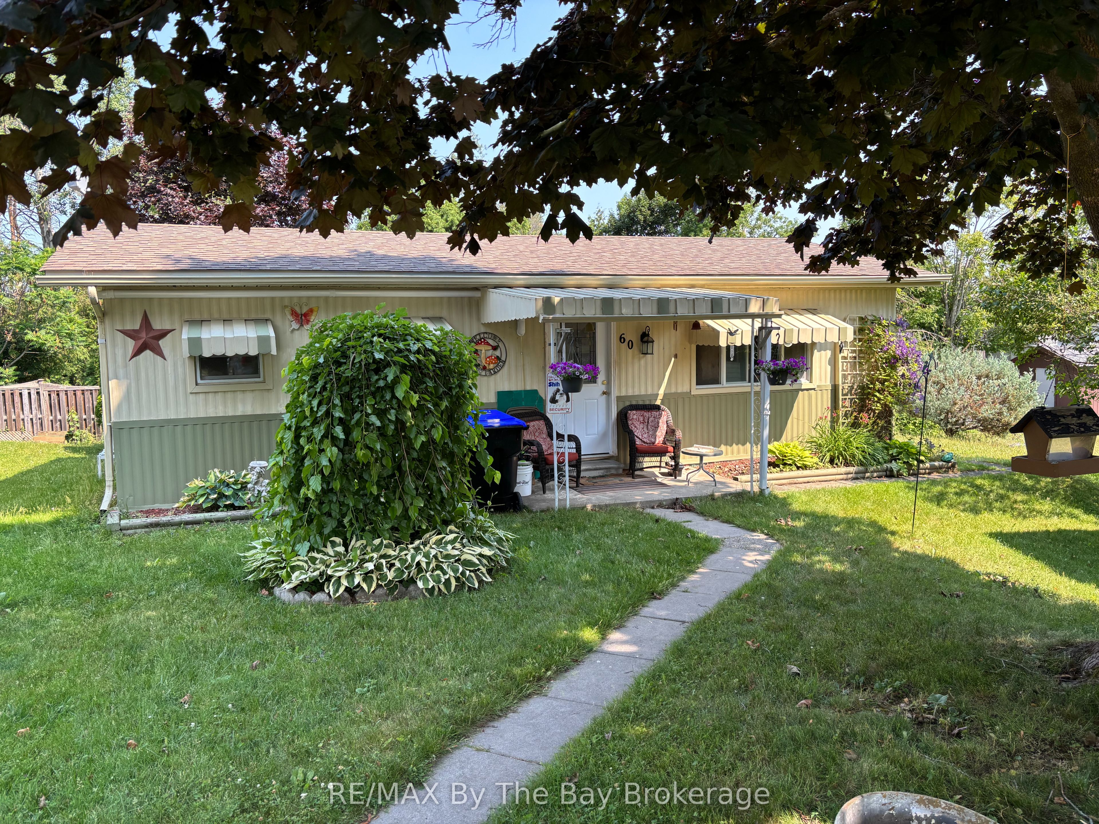 60 Flora Drive Property Photo 1