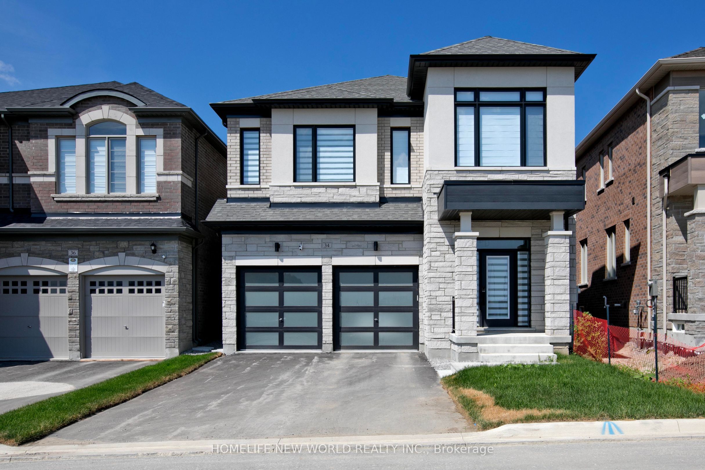 34 Furon St Property Photo 1