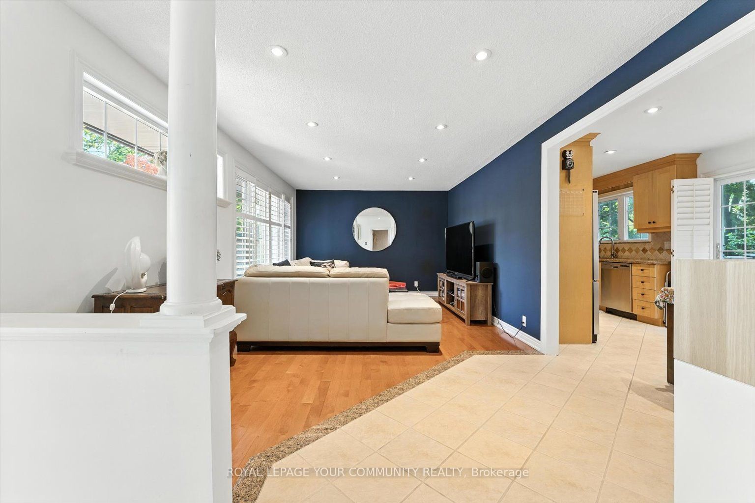 19 Weller Crescent Property Photo 6