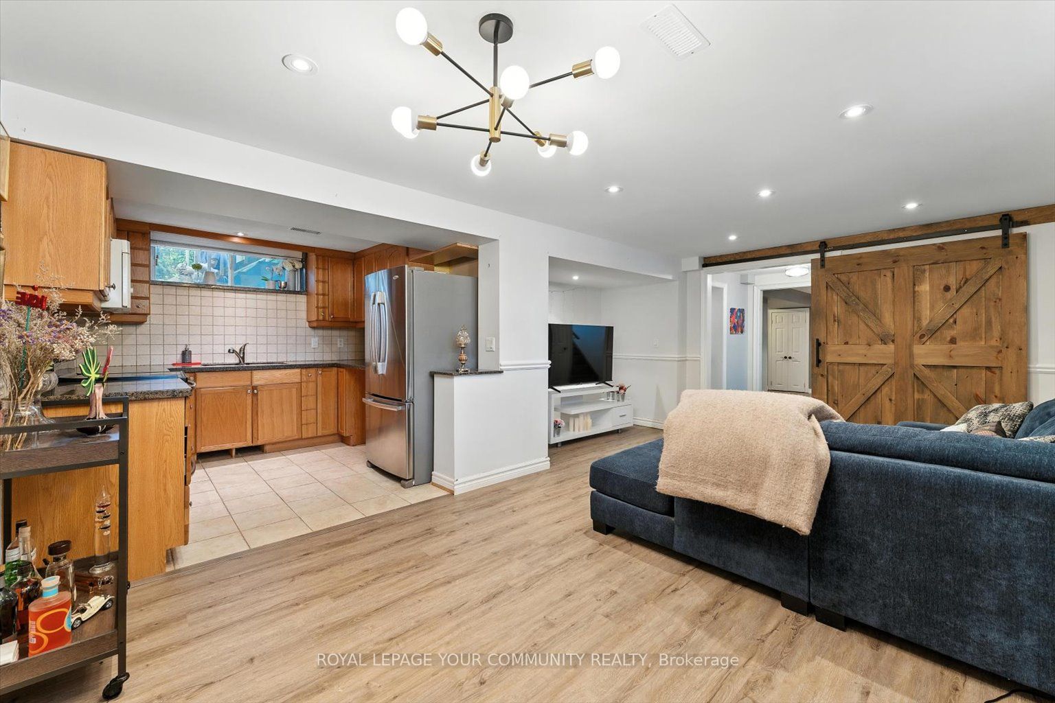 19 Weller Crescent Property Photo 29