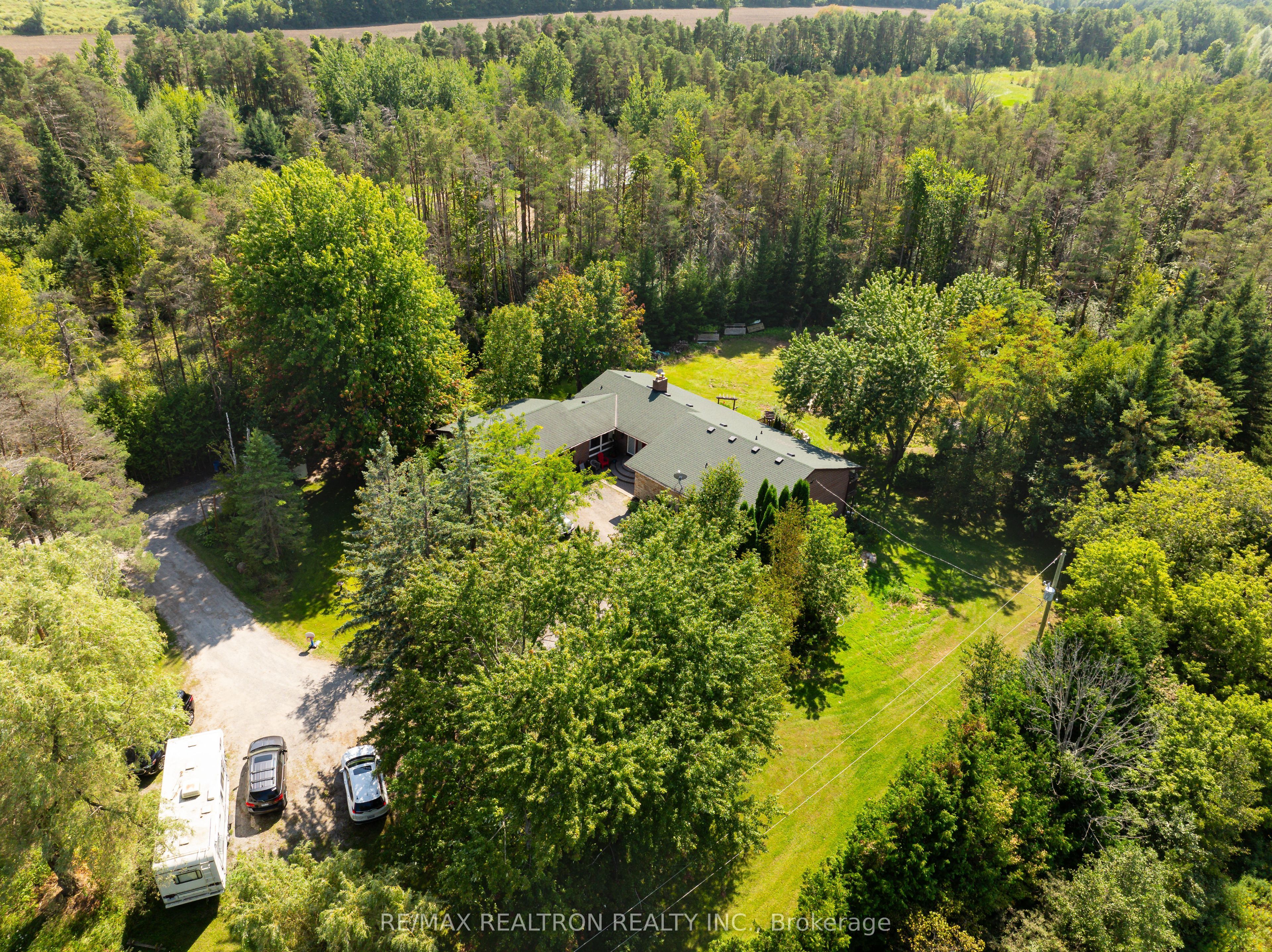 22284 Kennedy Rd Property Photo 1