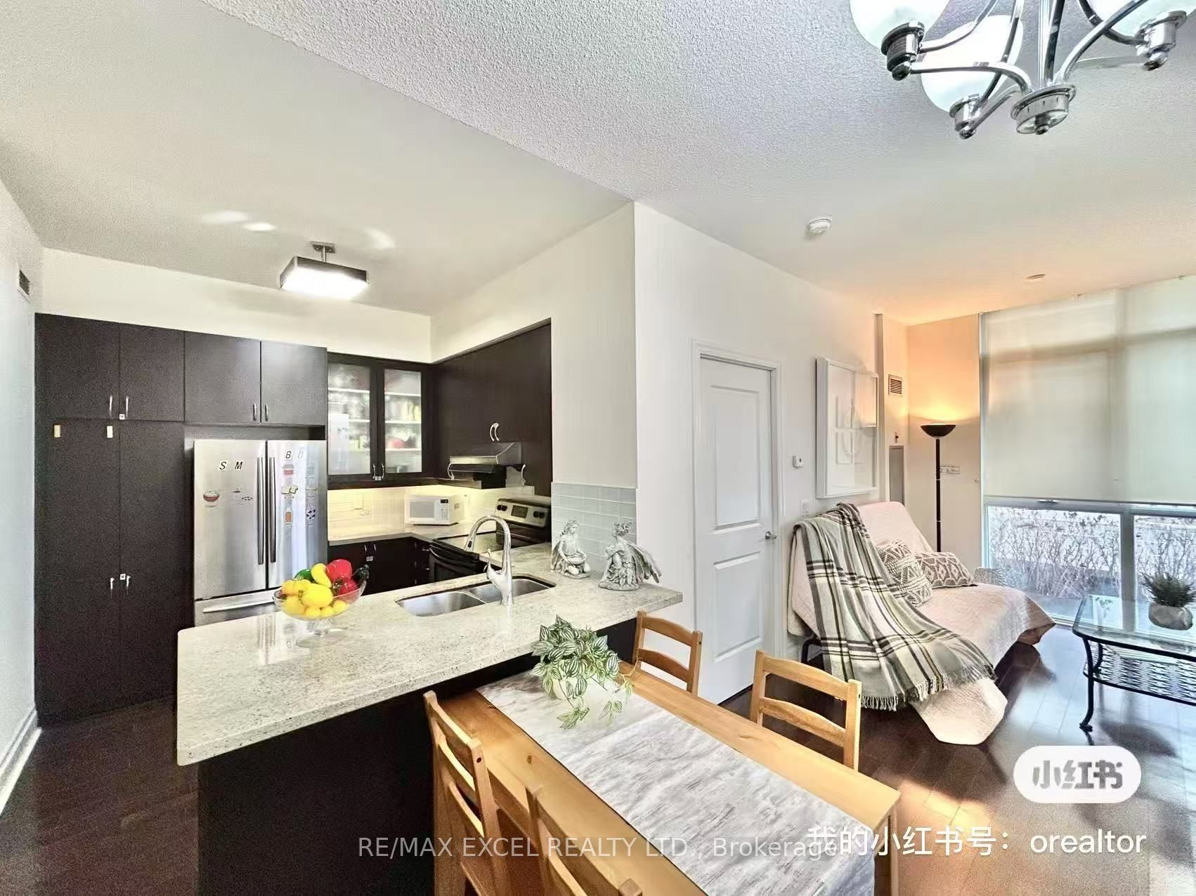 1 Upper Duke- 2nd Room Crescent 110 Property Photo 1