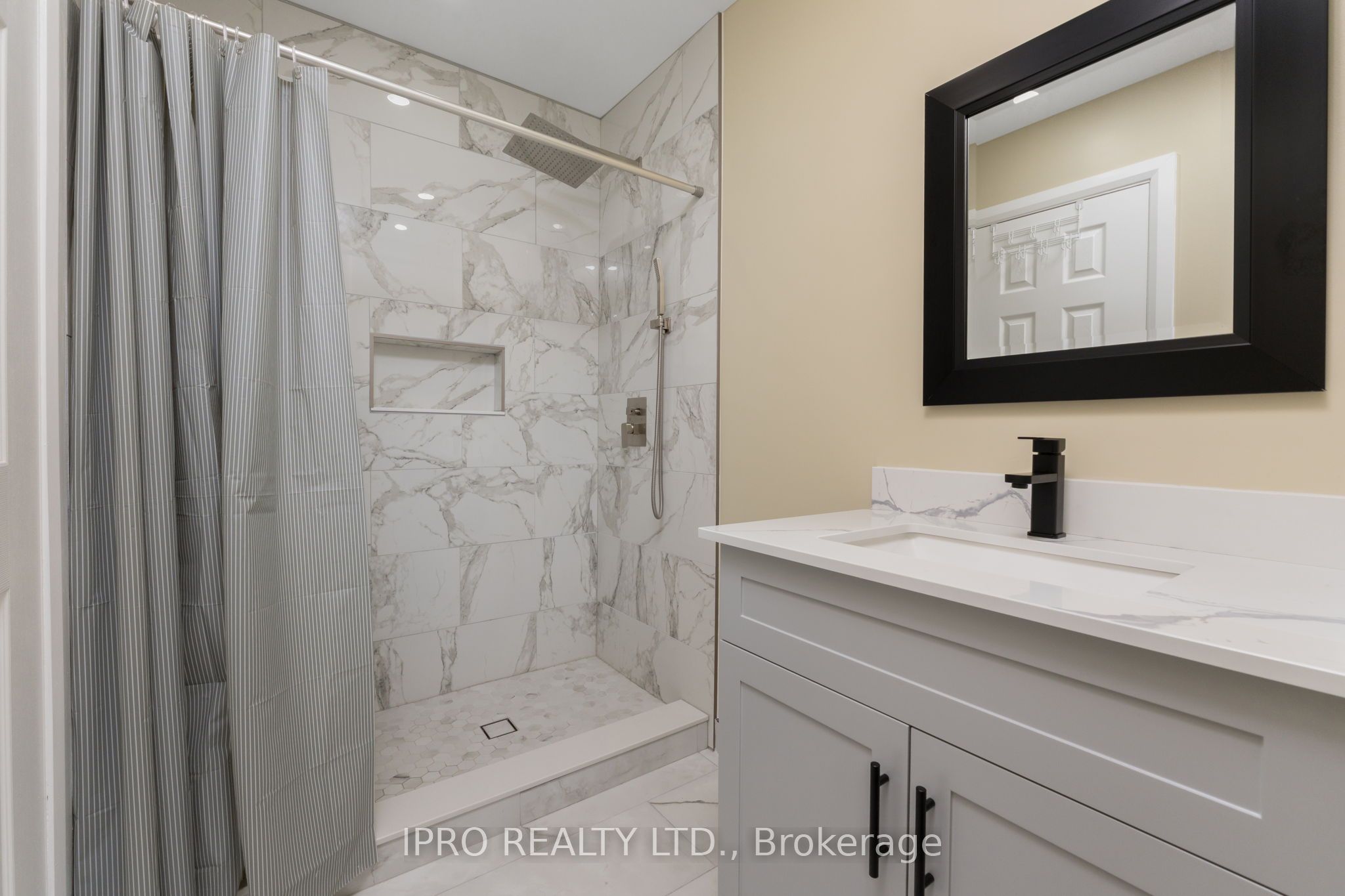 108 Zinnia Place Property Photo 26
