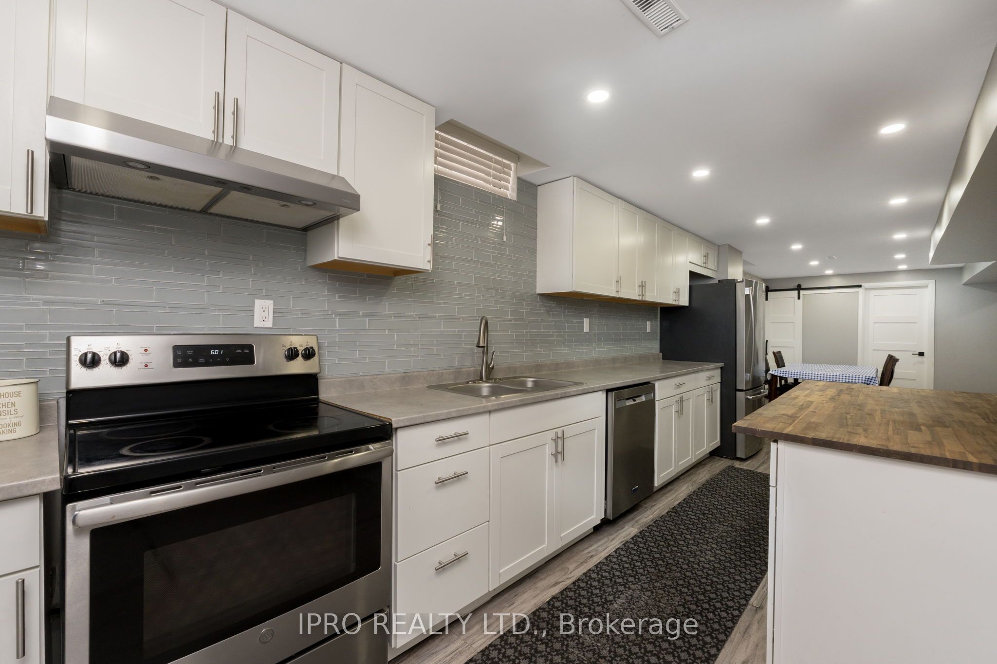 108 Zinnia Place Property Photo 42