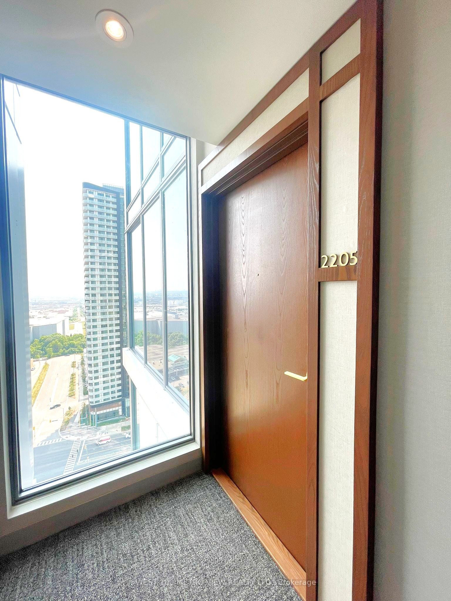 1000 Portage Parkway 2205 Property Photo 1