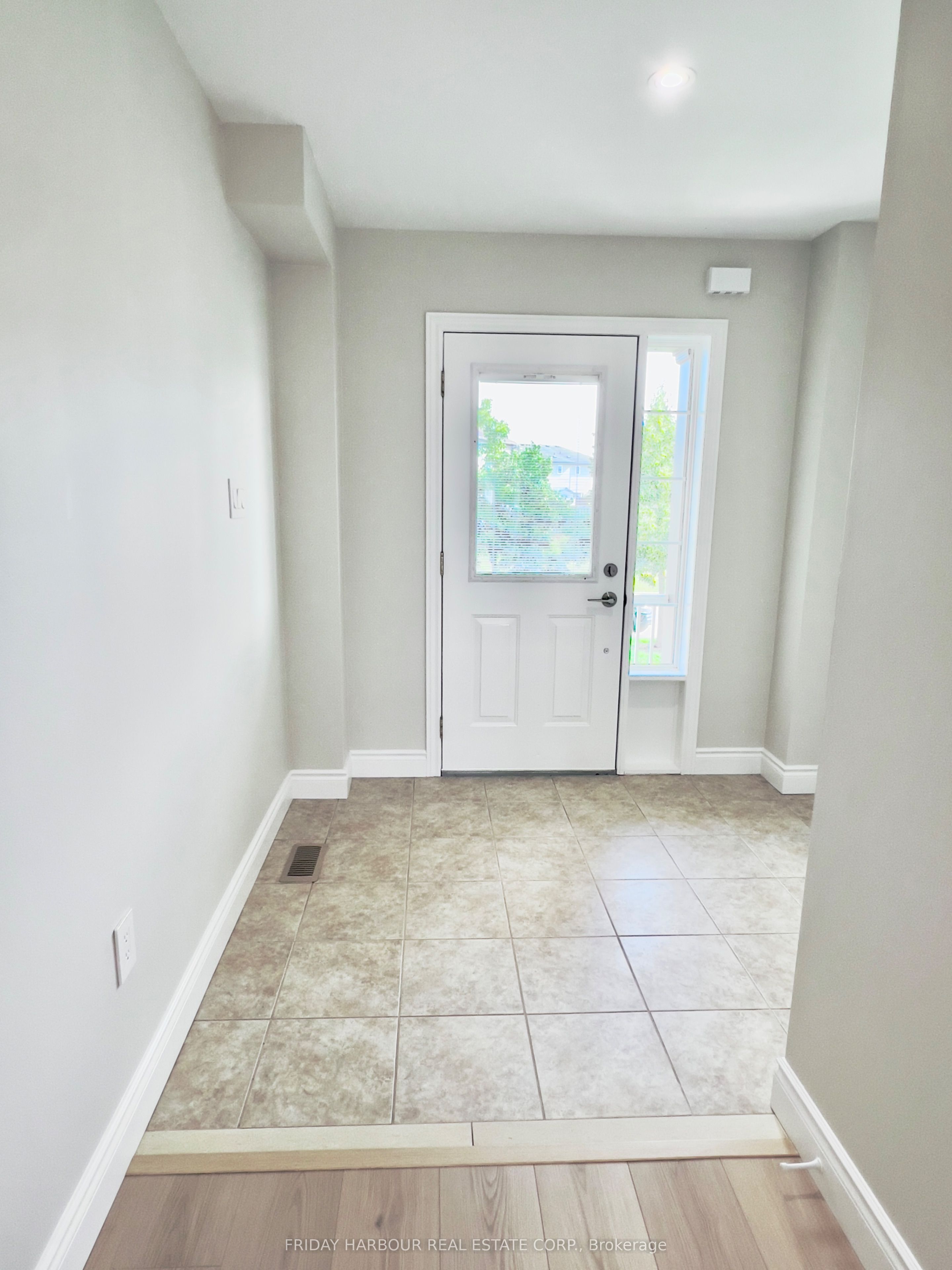 16 Admiral Crescent Property Photo 9
