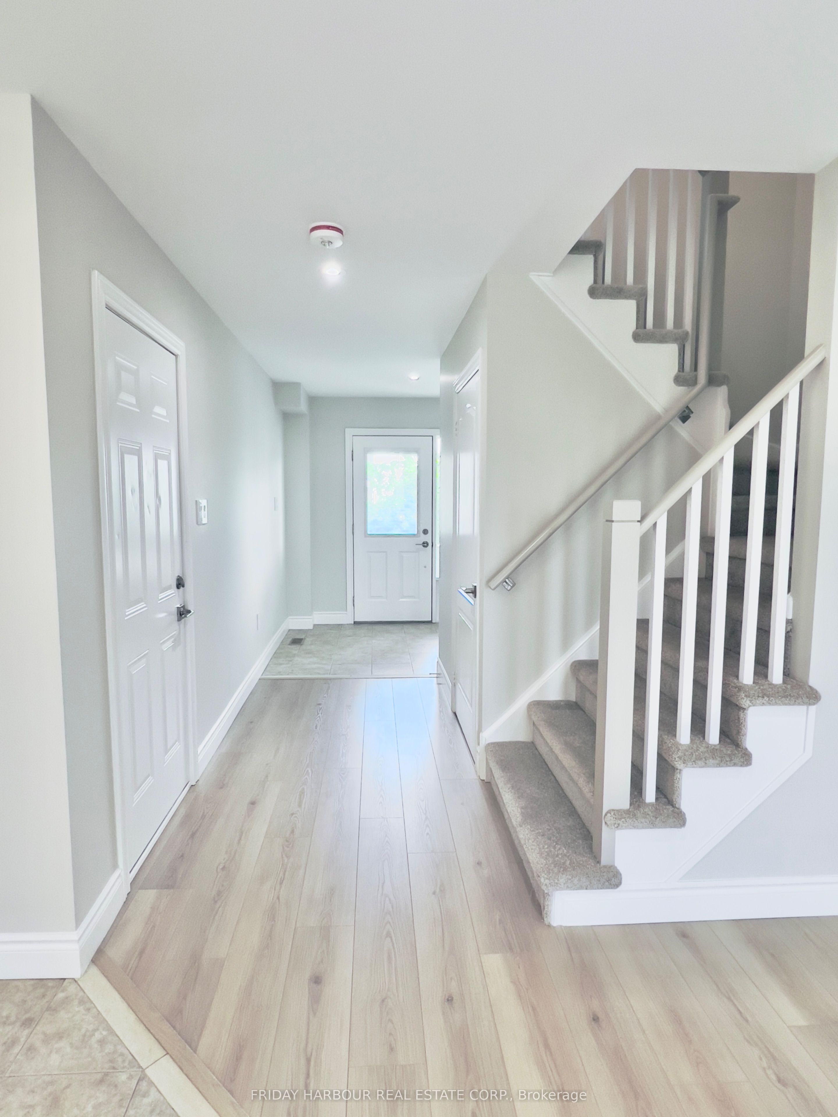 16 Admiral Crescent Property Photo 10