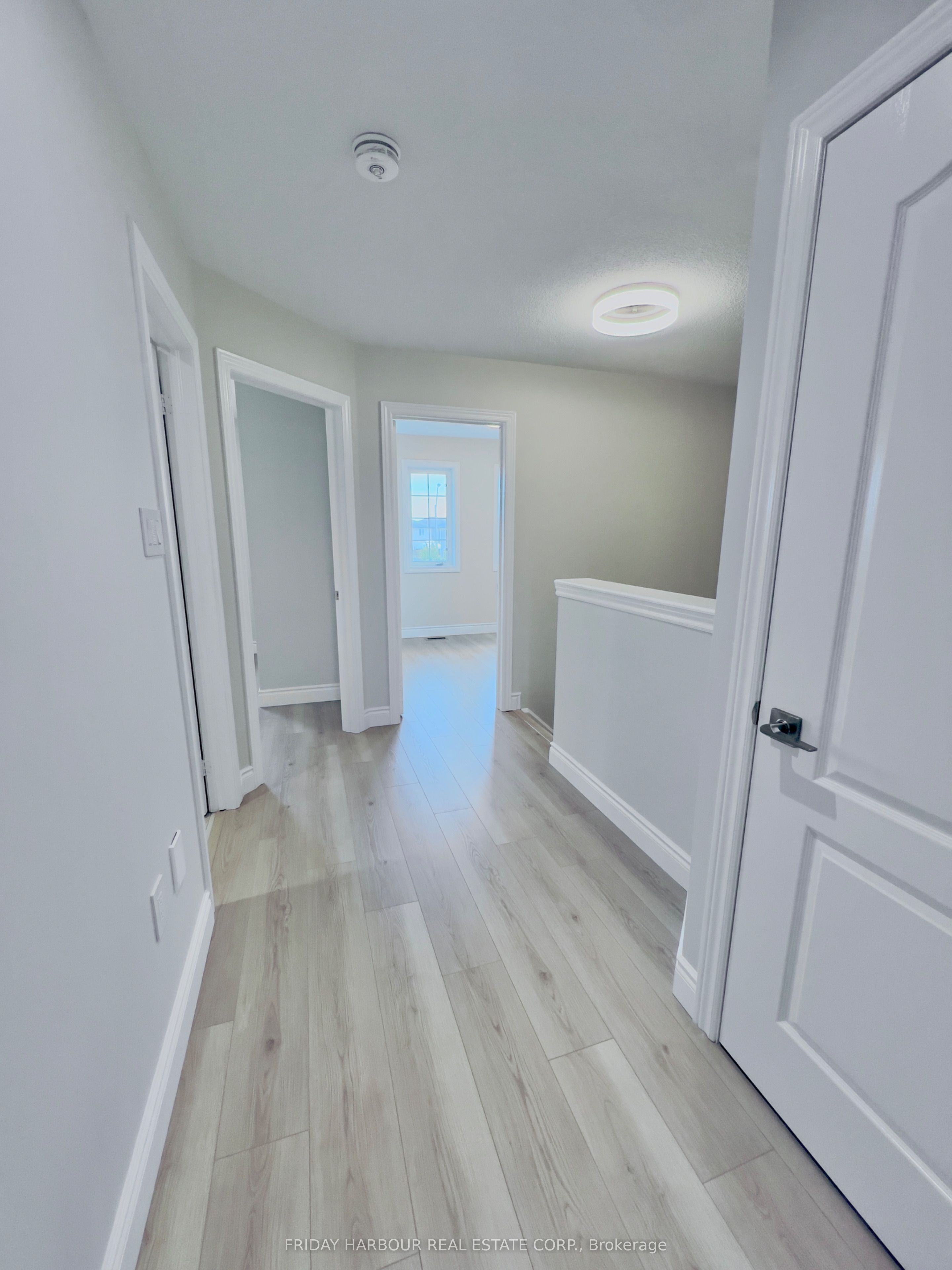 16 Admiral Crescent Property Photo 20