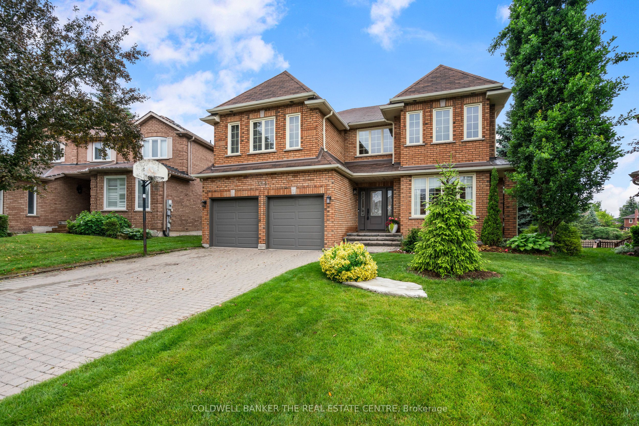 384 Amberlee Court Picture