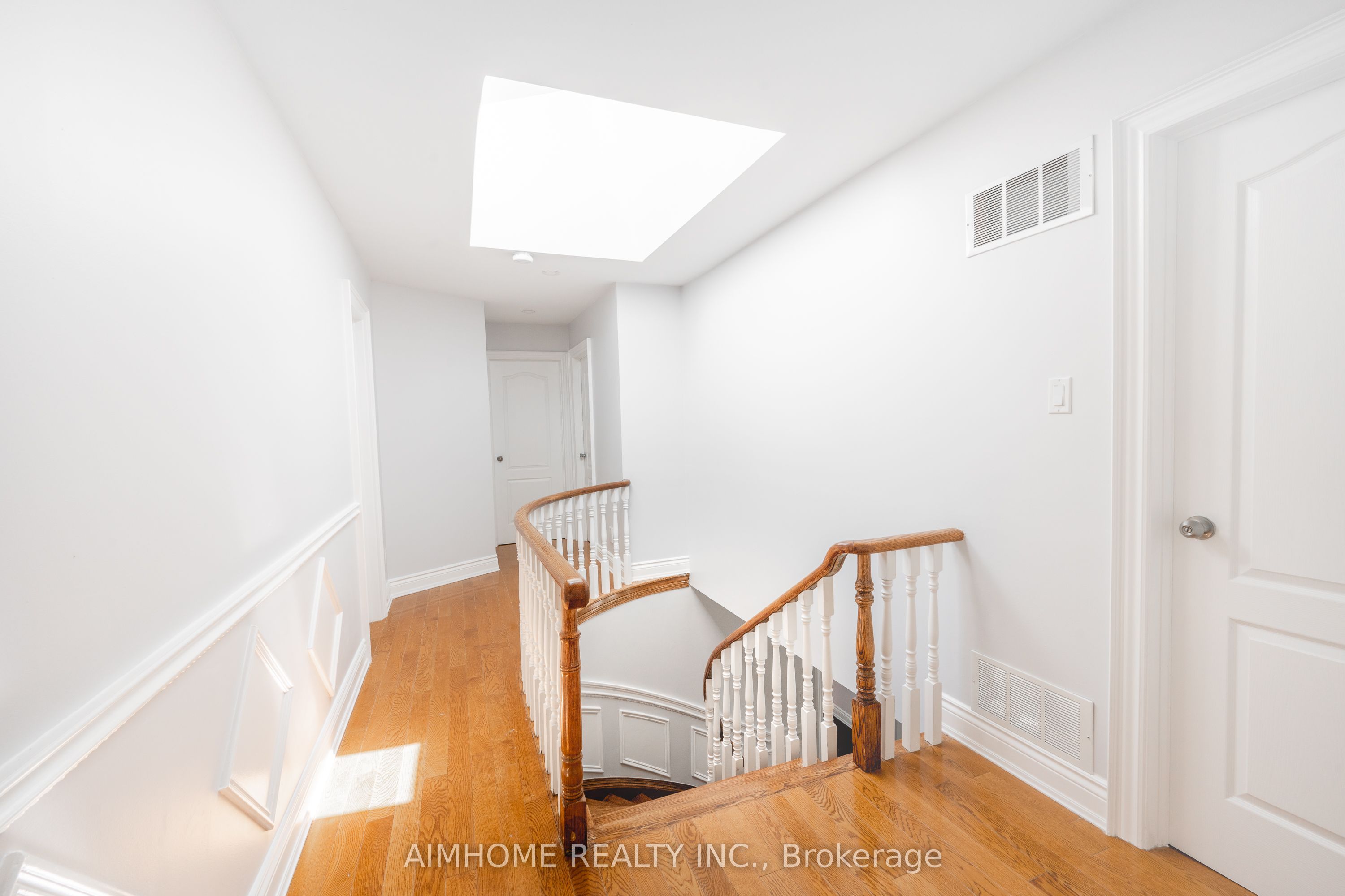 9 Jill Court Property Photo 9