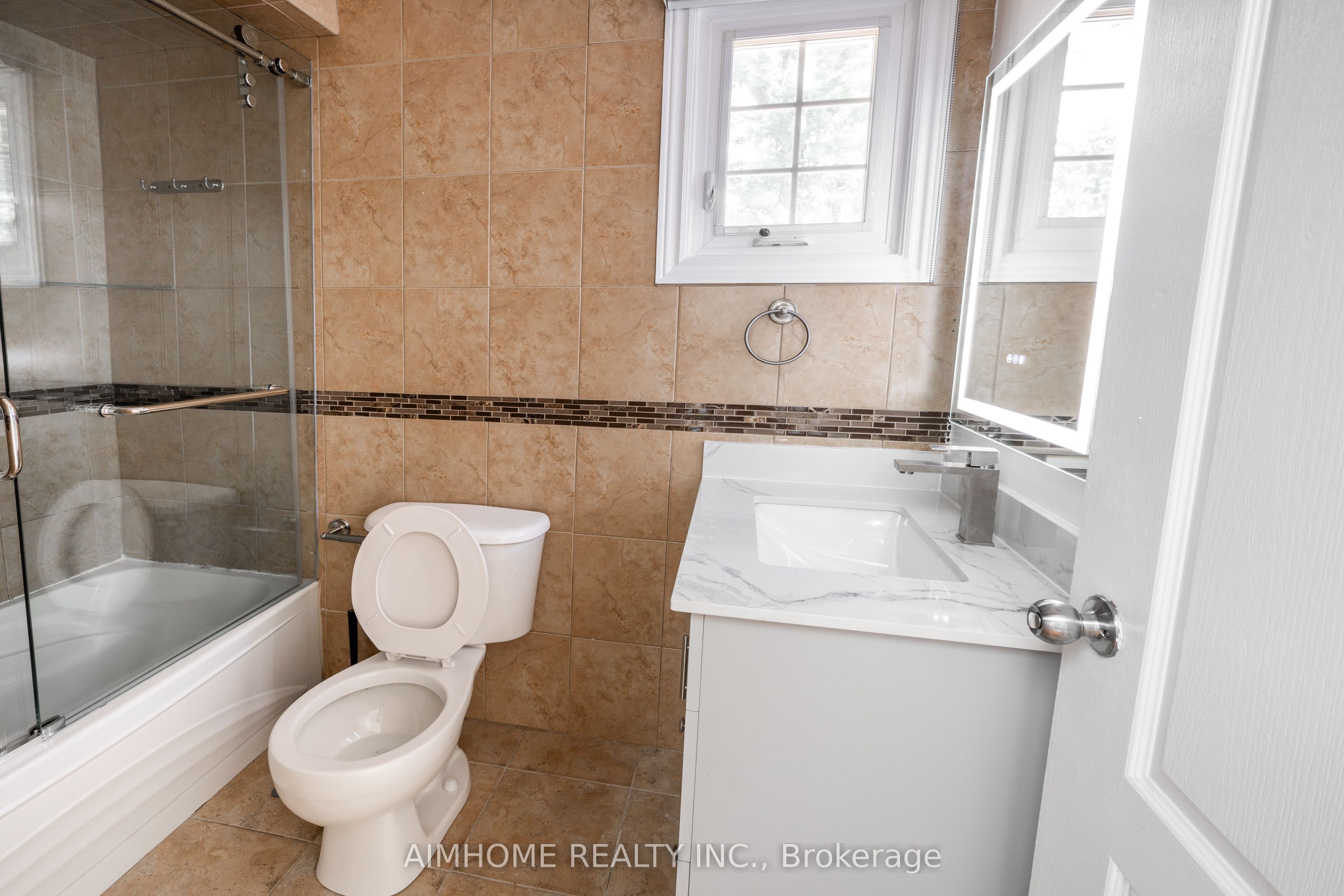 9 Jill Court Property Photo 11