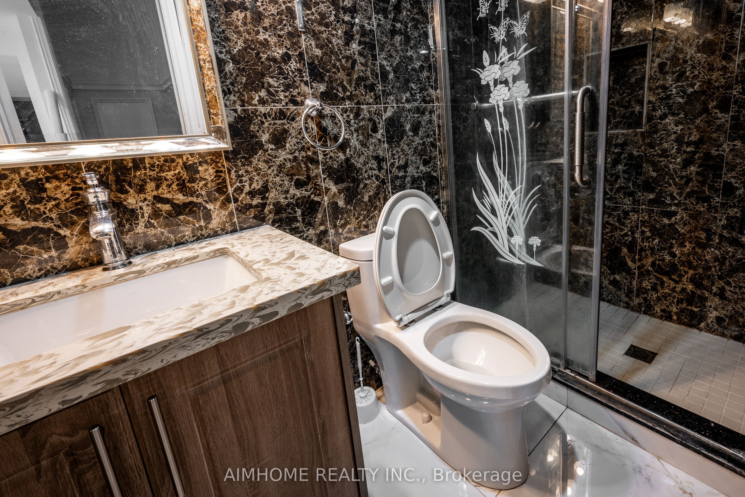 9 Jill Court Property Photo 19