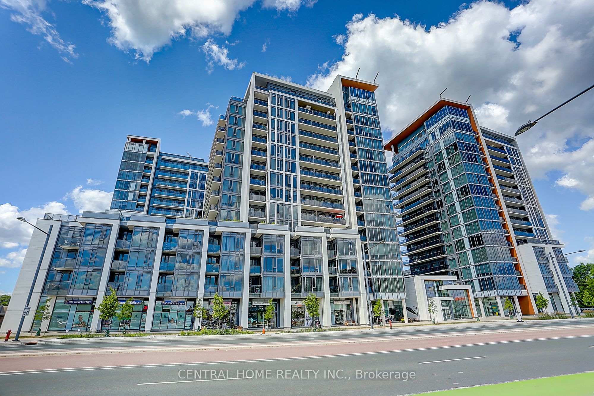 9608 Yonge Street 911A Property Photo 1