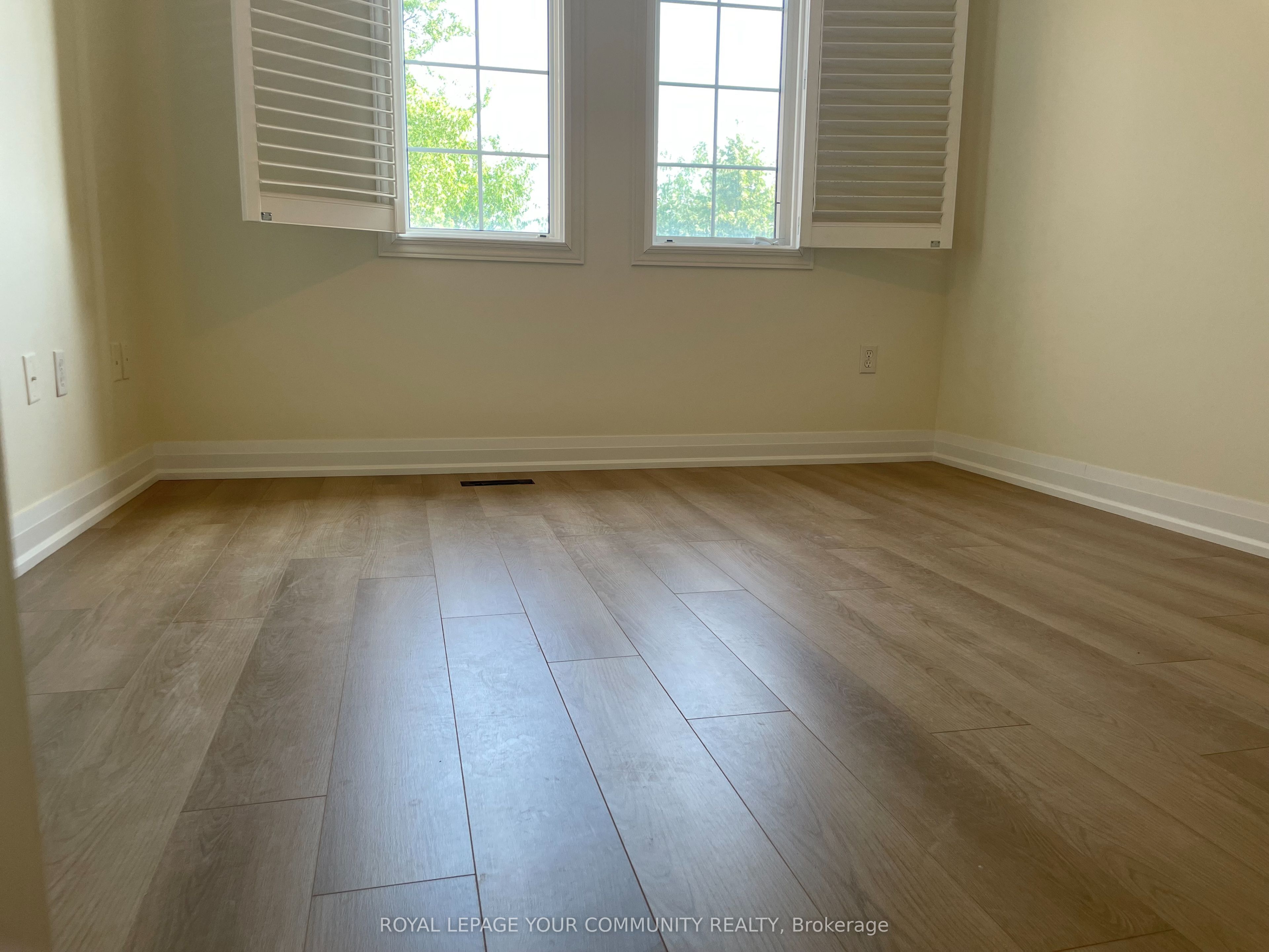 93 Starr Crescent Property Photo 5