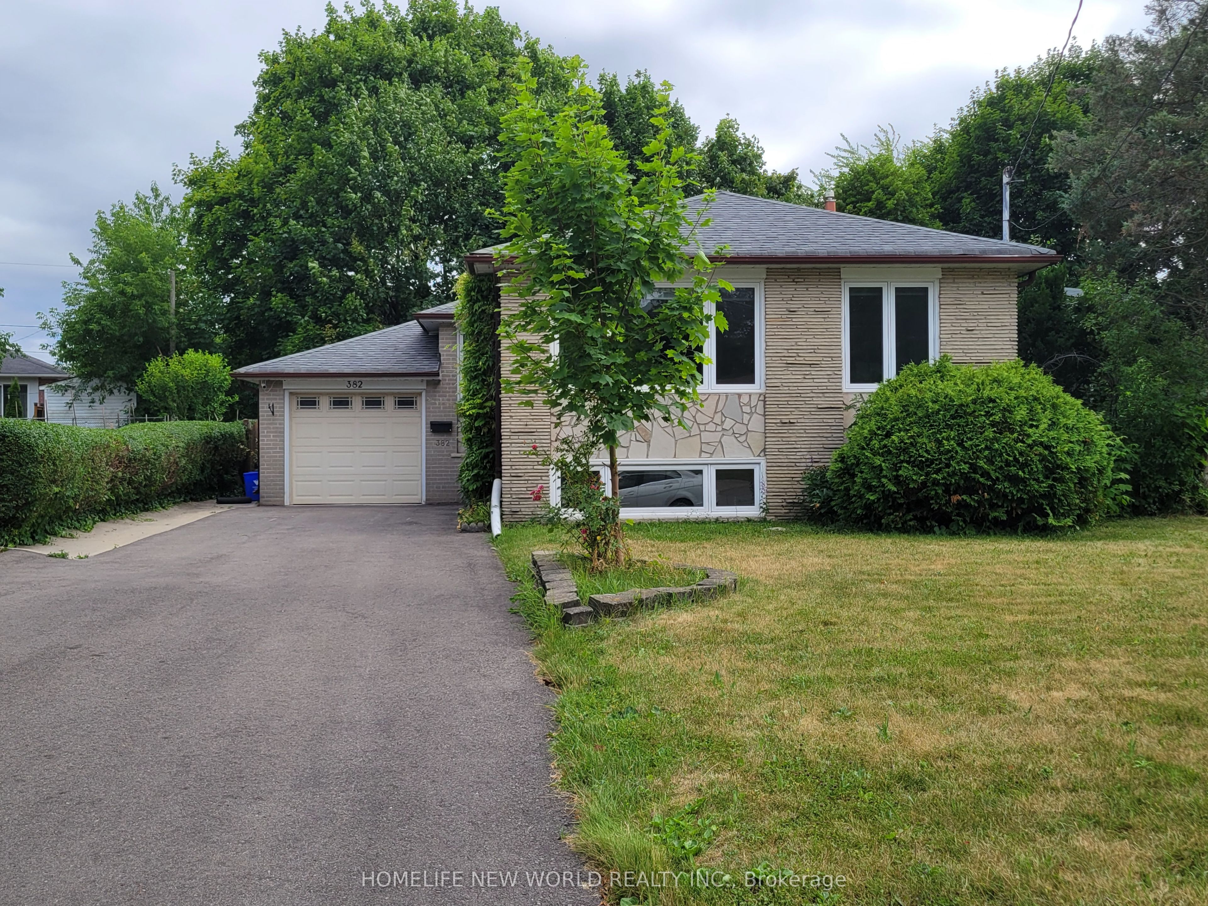 382 Allgood Street Property Photo 1