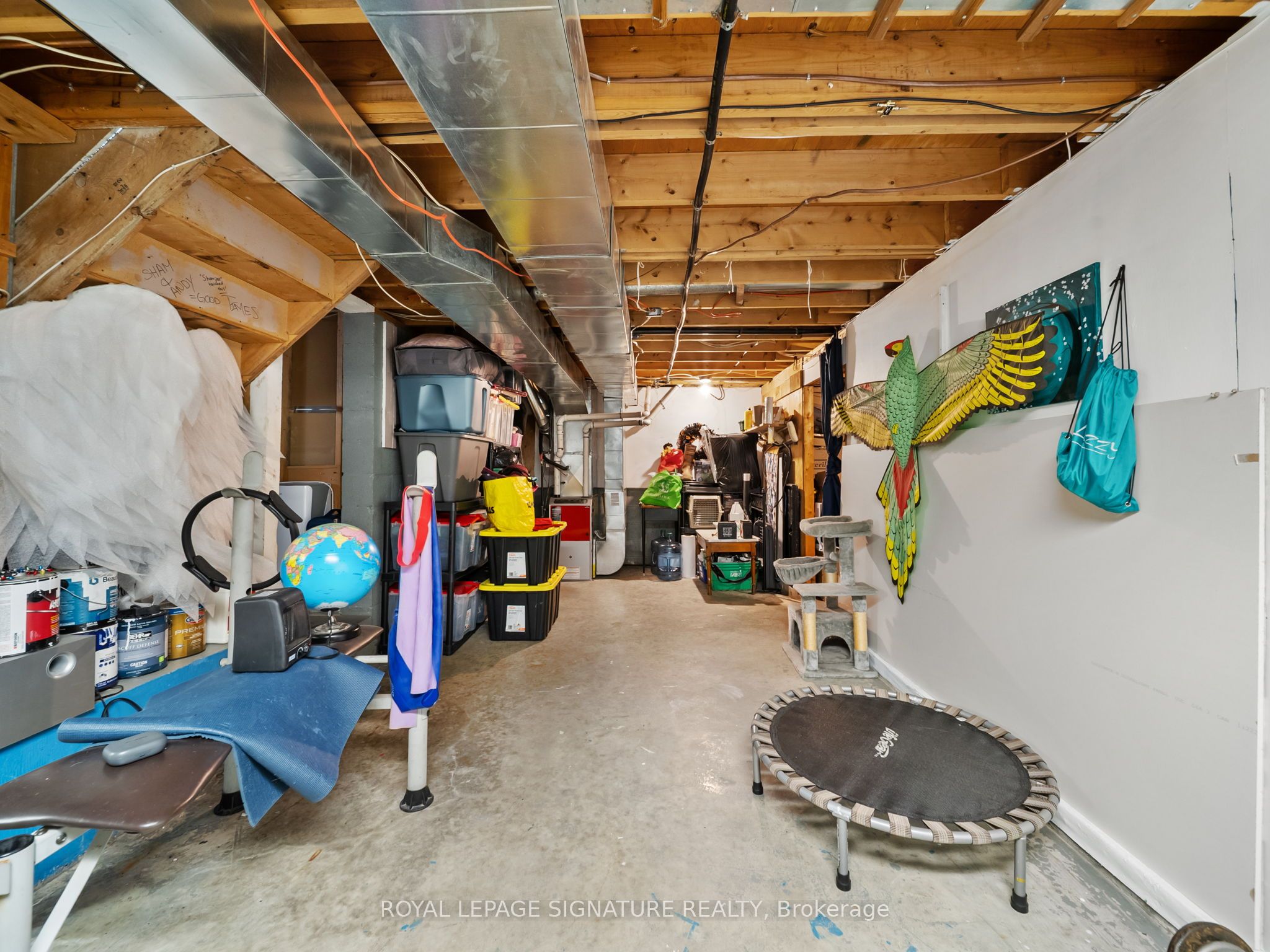 12 Easy Street Property Photo 32