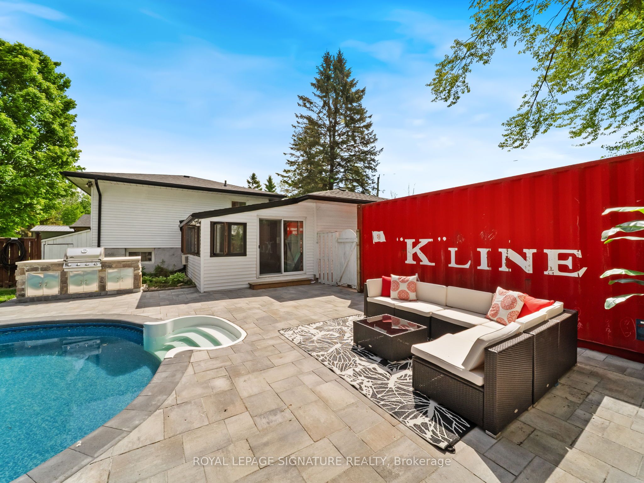 12 Easy Street Property Photo 42