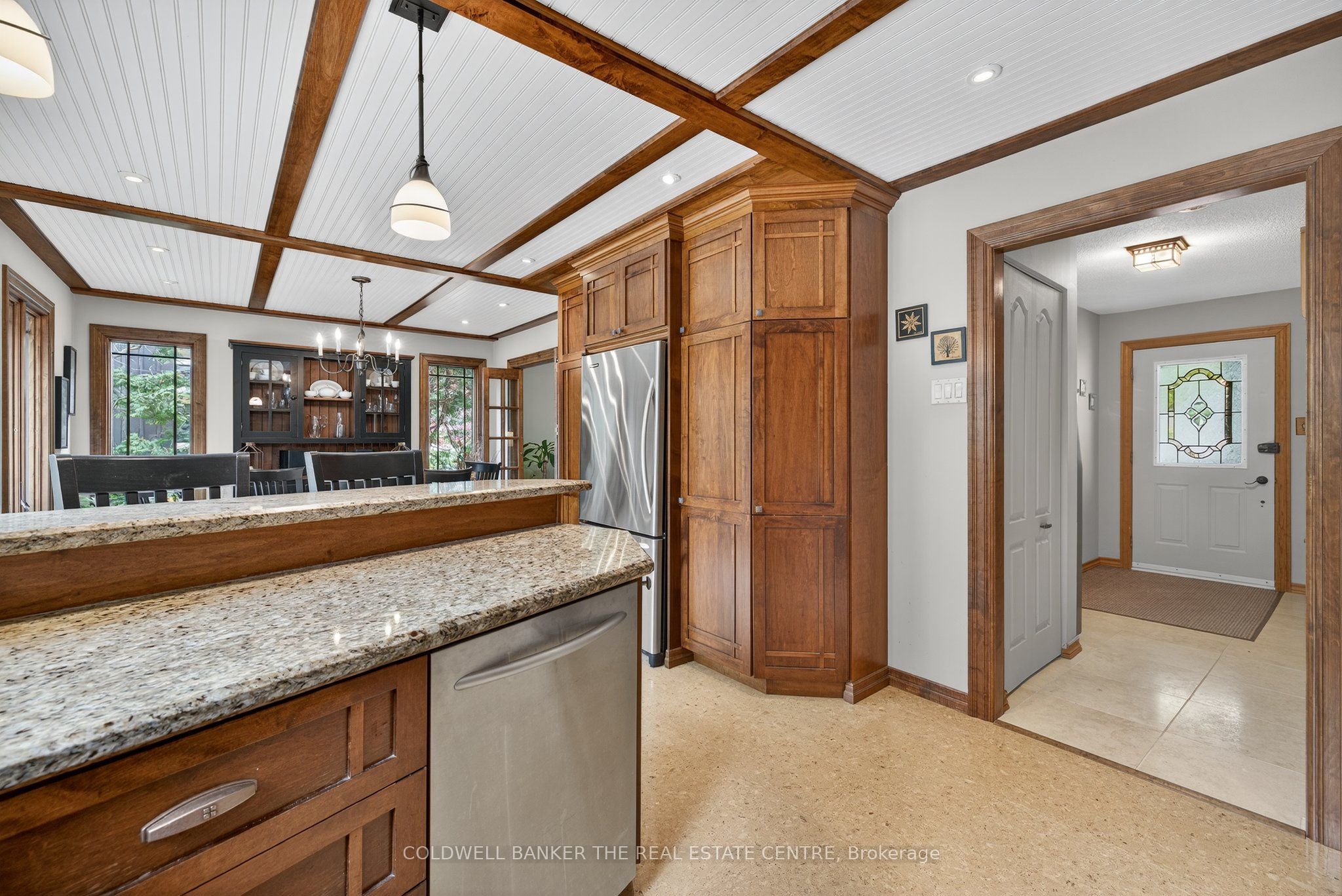 869 Magnolia Avenue Property Photo 12