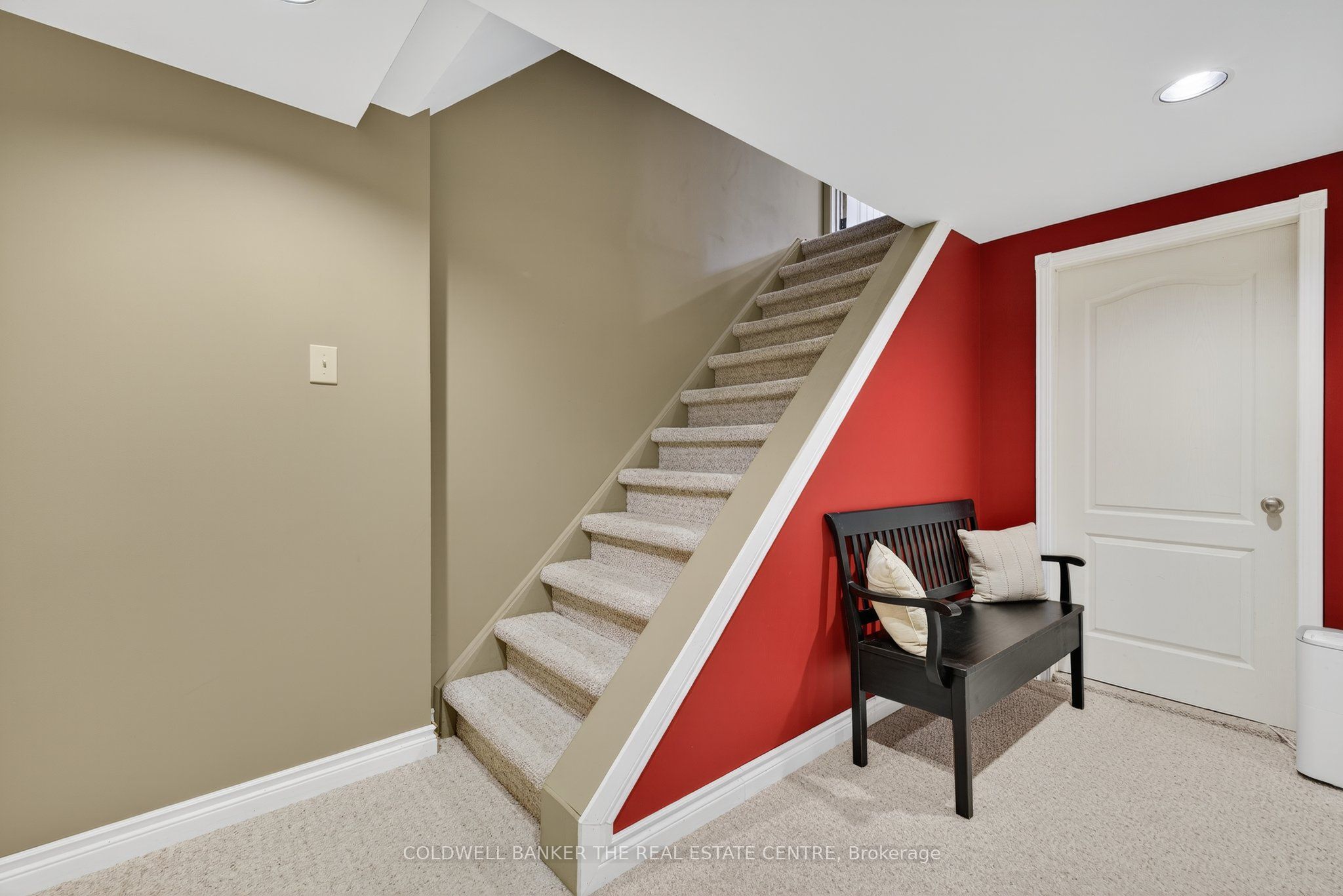869 Magnolia Avenue Property Photo 32