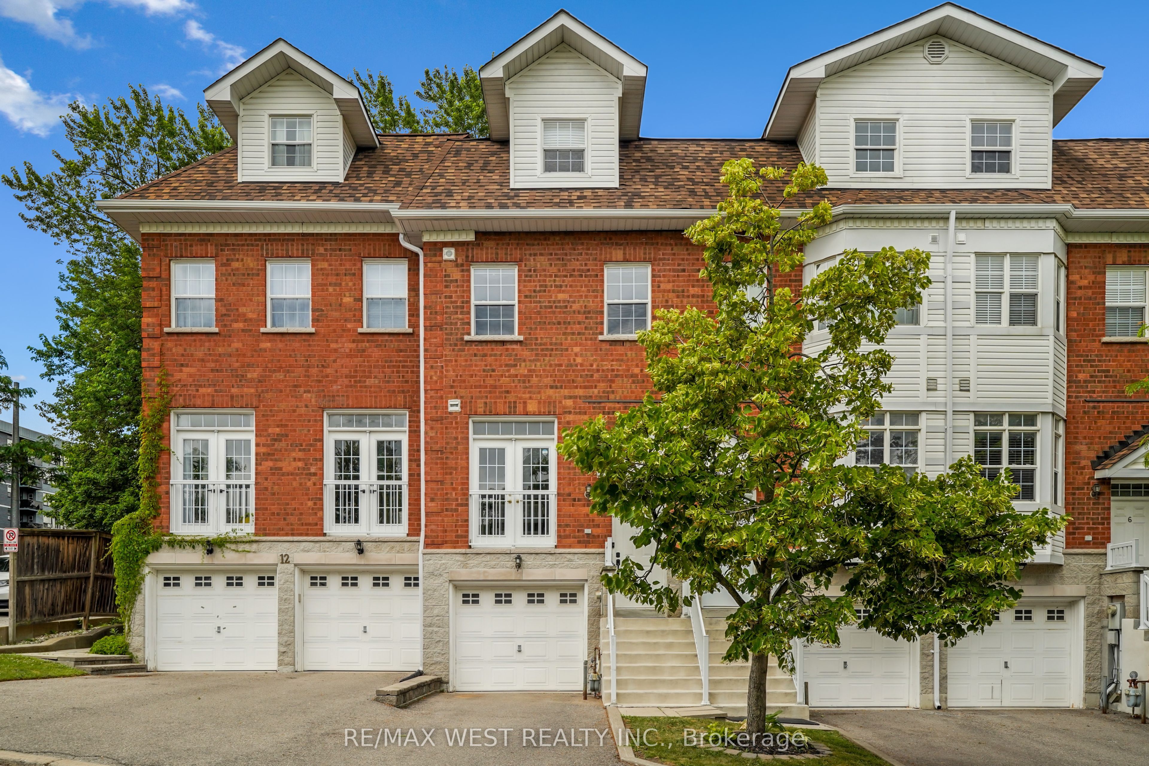 10 Loring Doolittle Court 10 Property Photo 1