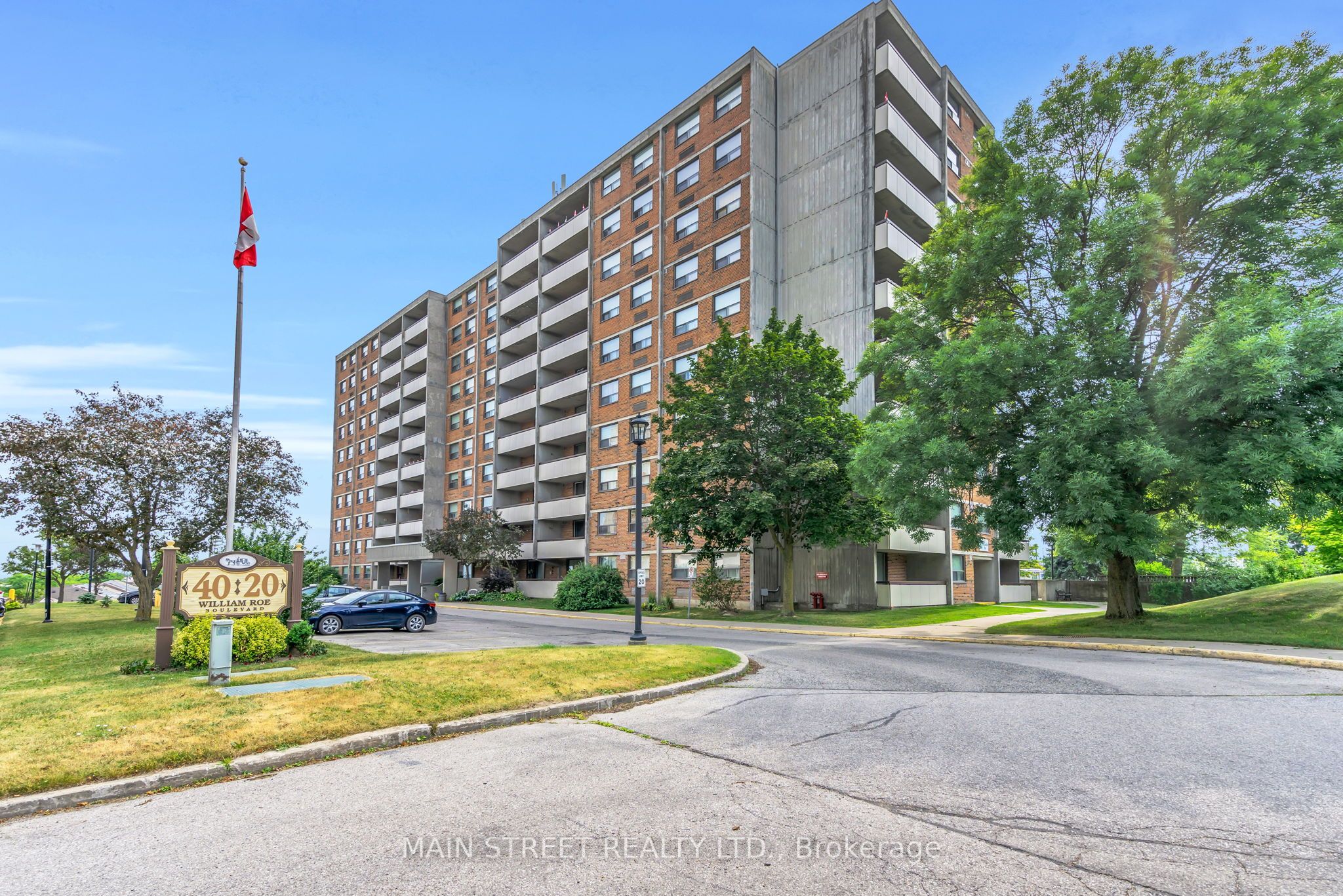 20 William Roe Boulevard 504 Property Photo 1