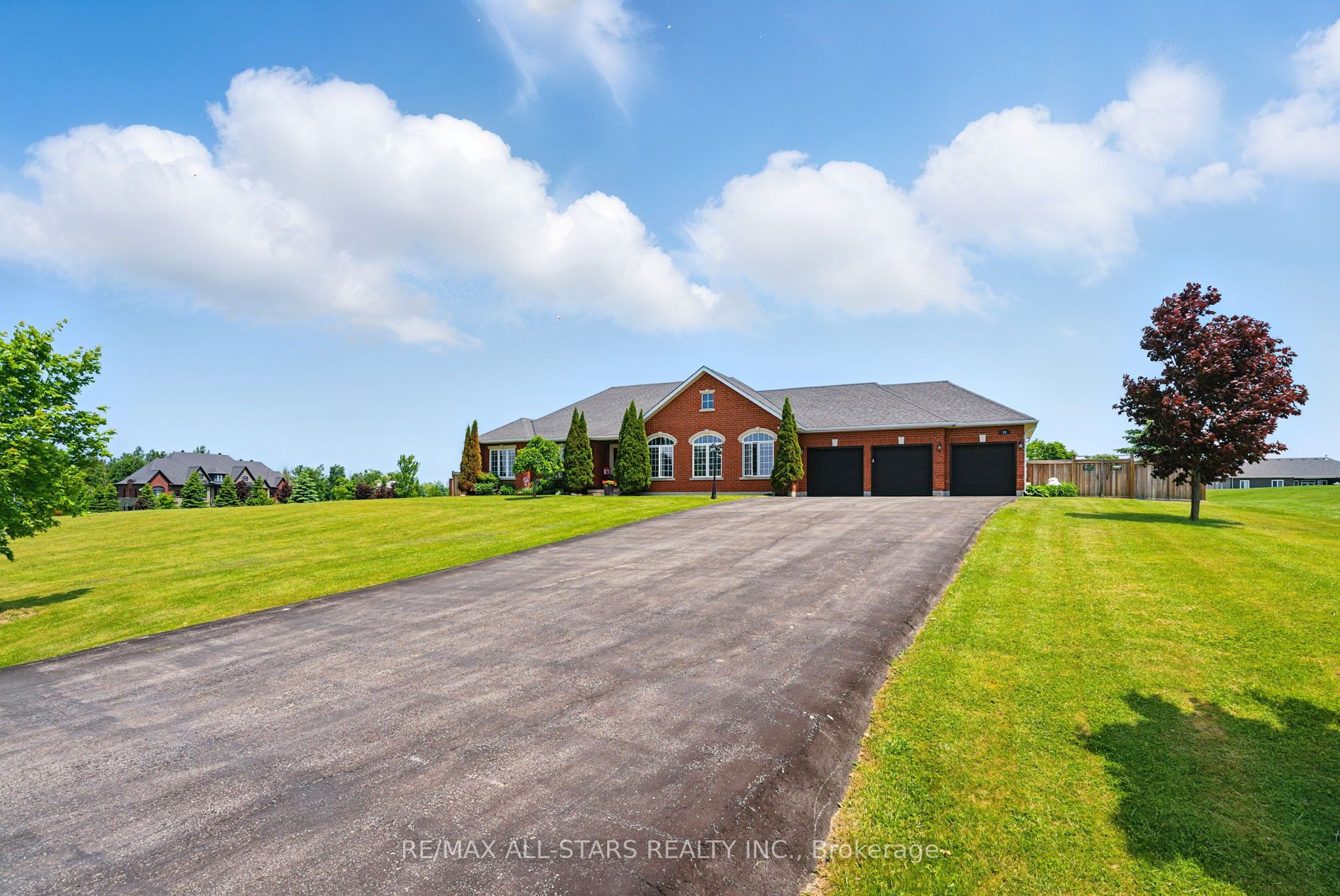 28 Bagshaw Cres Property Photo 1