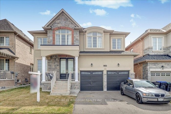 983 Langford Blvd Property Photo 1