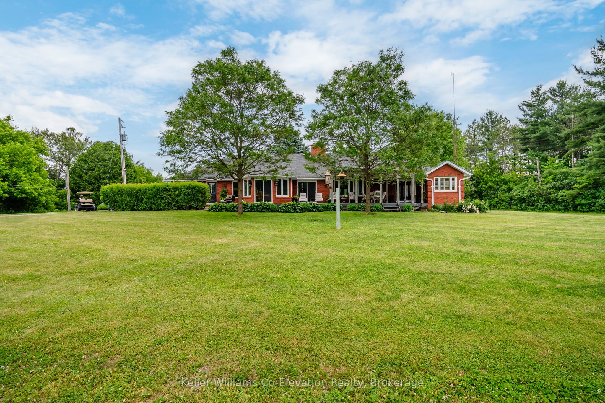 4060 10th Side Road Property Photo 1