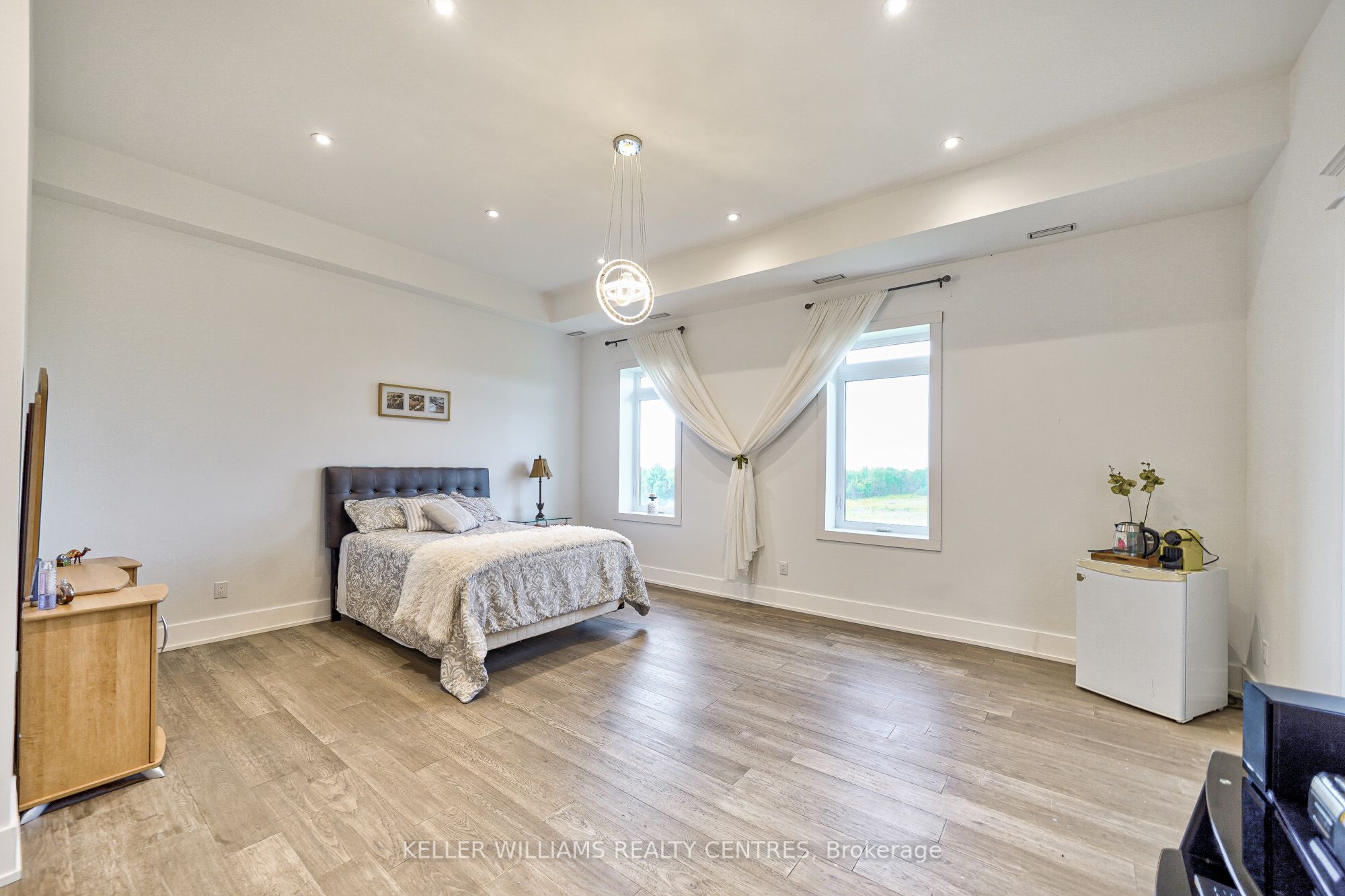 6196 Ravenshoe Road Property Photo 26