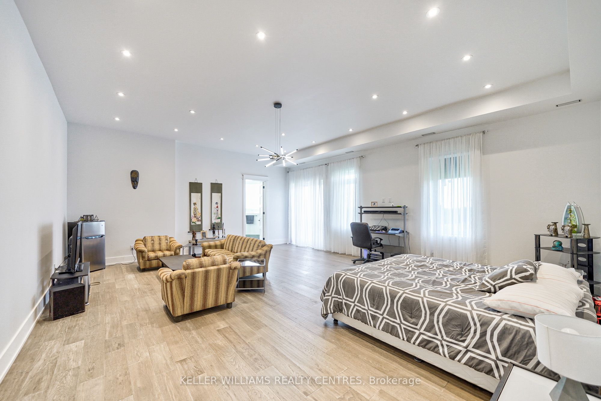 6196 Ravenshoe Road Property Photo 32