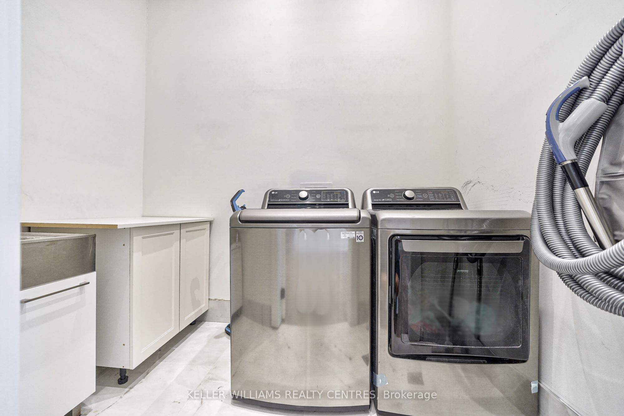 6196 Ravenshoe Road Property Photo 36