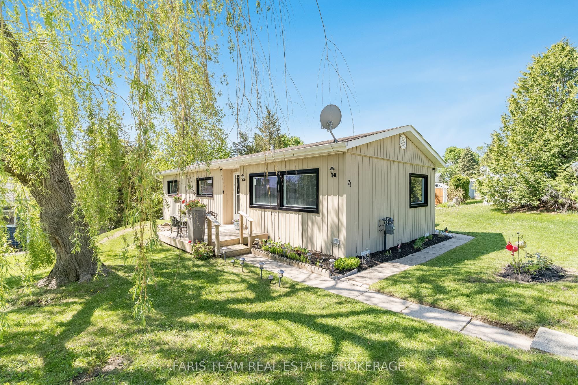 21 Hawthorne Dr Property Image