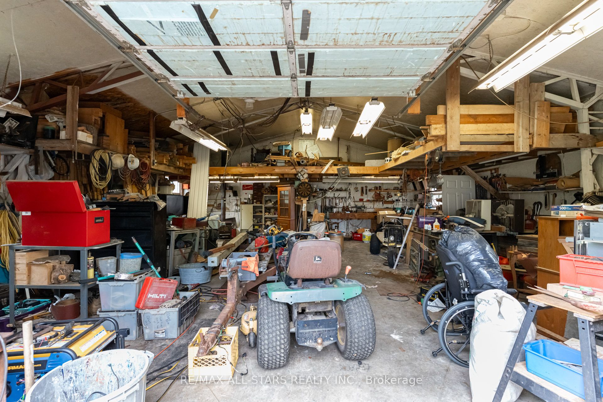 21747 Highway 48 N/a Property Photo 44