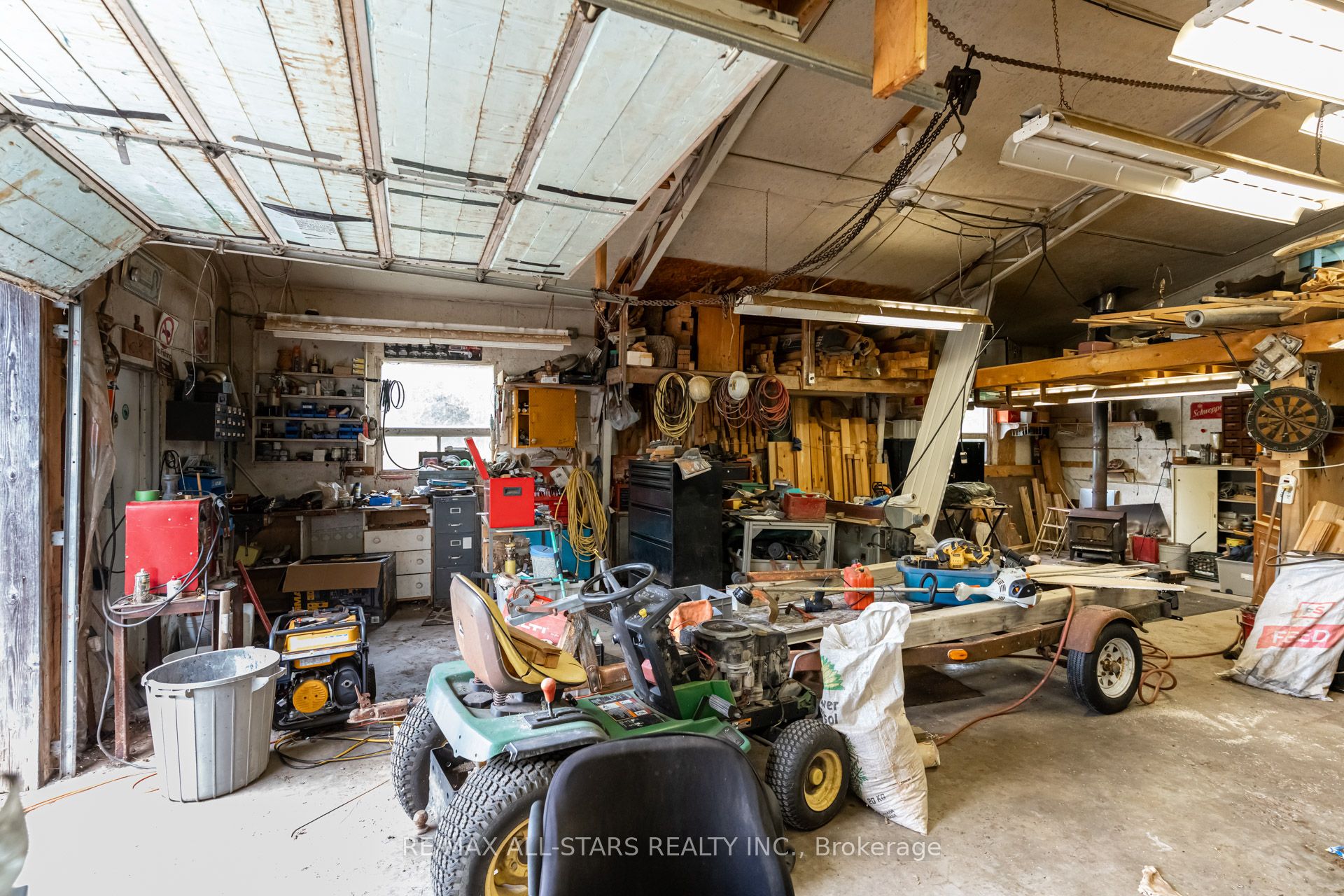 21747 Highway 48 N/a Property Photo 47