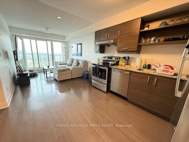 1 Uptown Drive 2008 Property Photo 1