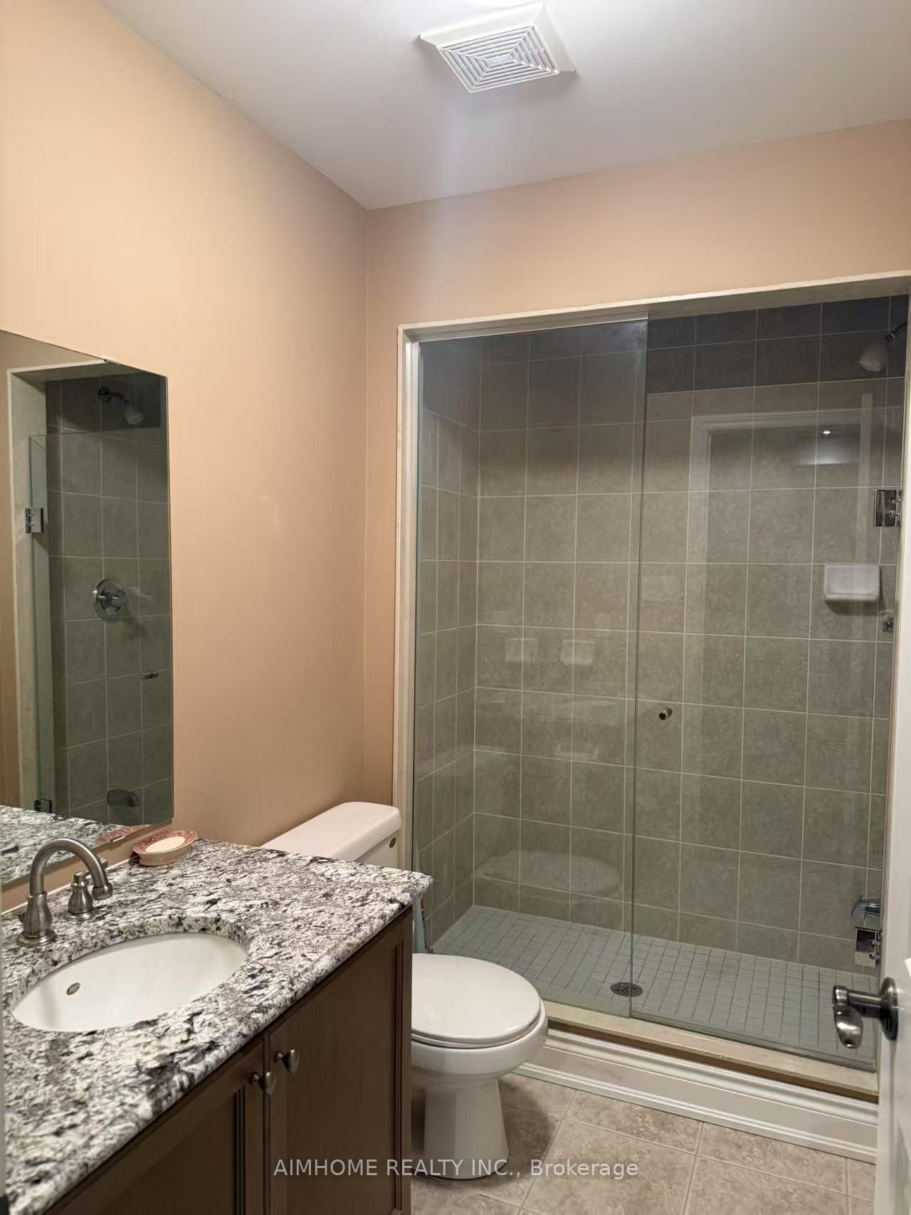 54 Lake Forest Drive Property Photo 11