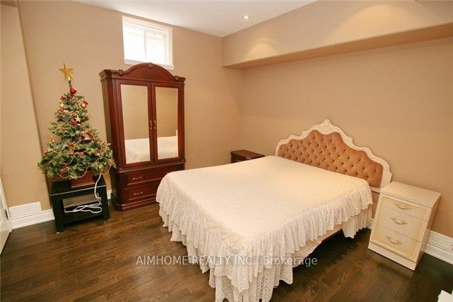 54 Lake Forest Drive Property Photo 12