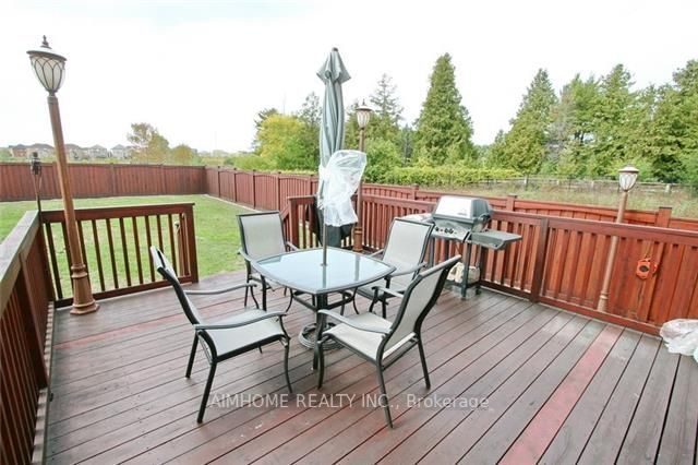 54 Lake Forest Drive Property Photo 15