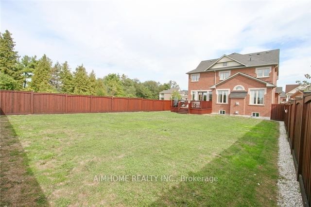 54 Lake Forest Drive Property Photo 16