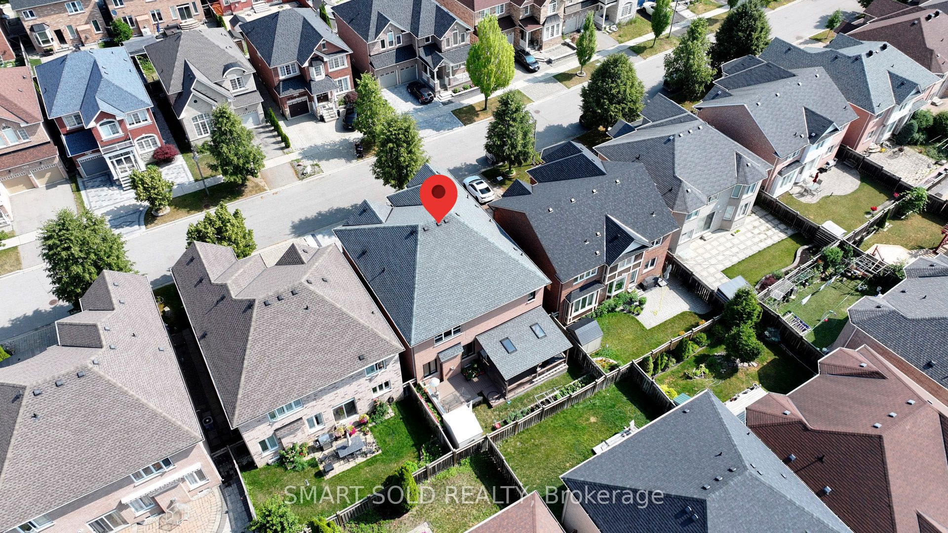 25 Barnstone Drive Property Photo